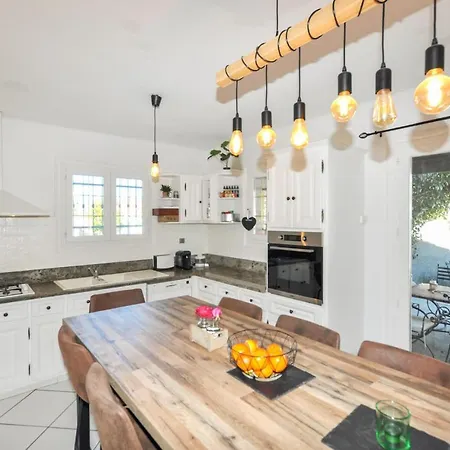 Pet Friendly In Casa vacanze Baixas